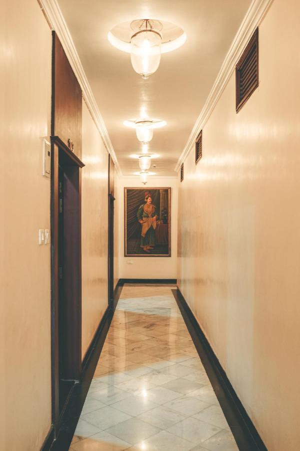 Hide-In Udaipur - A Lake View Boutique Hotel Bagian luar foto