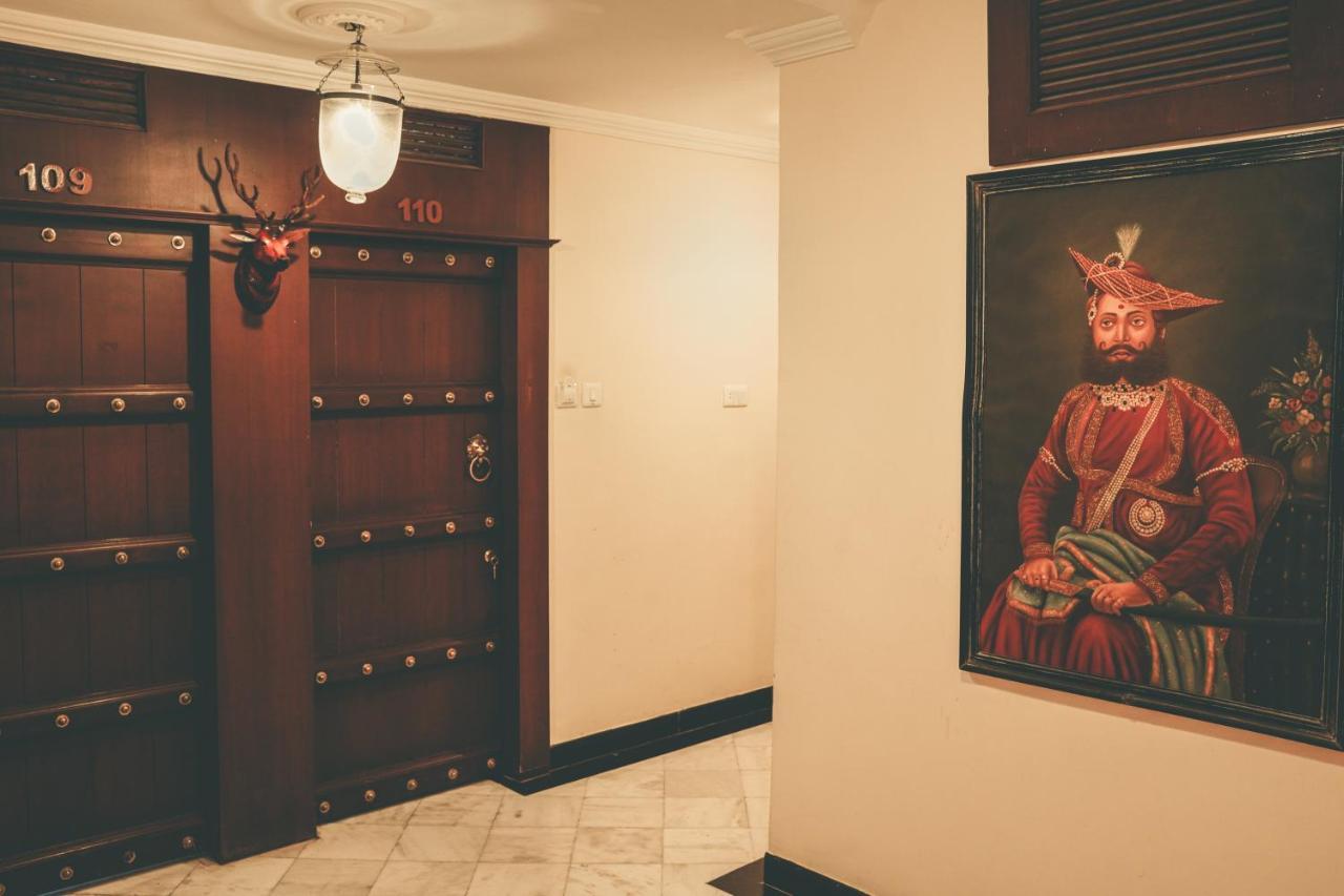 Hide-In Udaipur - A Lake View Boutique Hotel Bagian luar foto